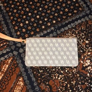 Dooney & Bourke wristlet